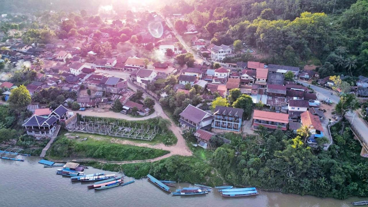 Arthith Guesthouse Nong Khiaw Luaran gambar