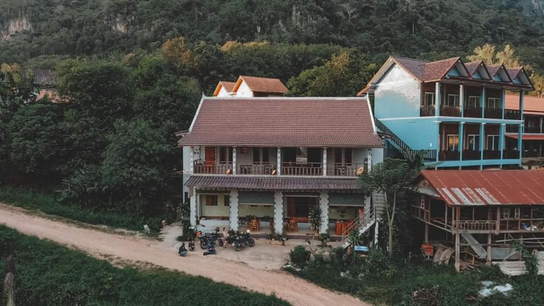 Arthith Guesthouse Nong Khiaw Luaran gambar
