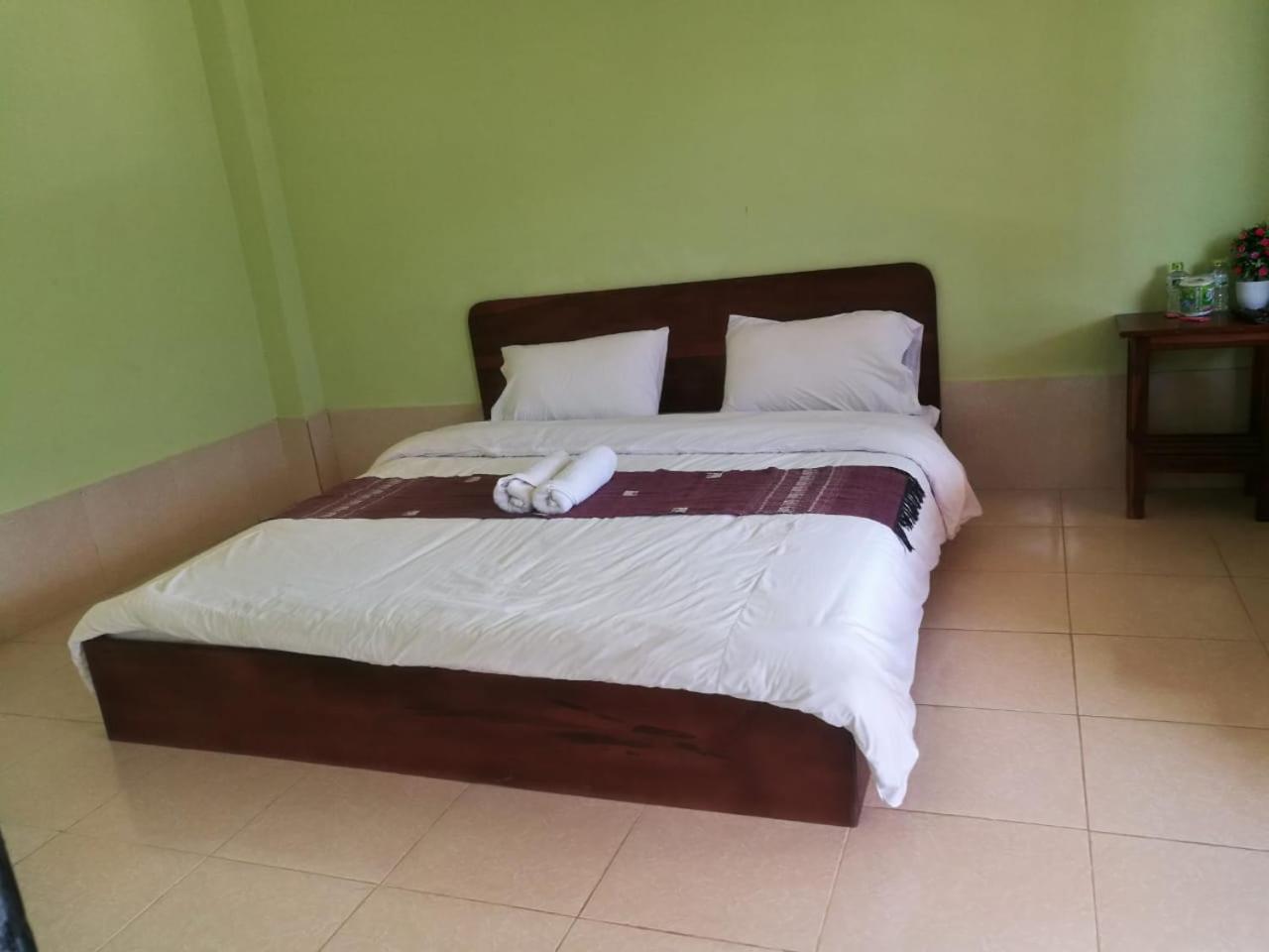 Arthith Guesthouse Nong Khiaw Luaran gambar