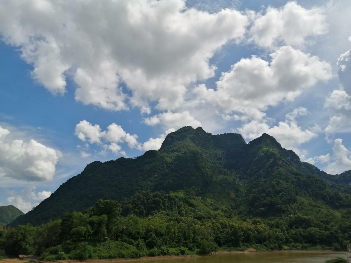 Arthith Guesthouse Nong Khiaw Luaran gambar